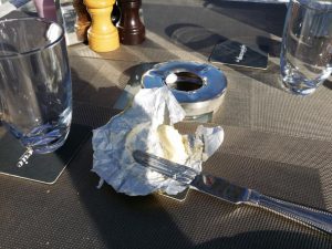 Experiment de dozaj hormonal la La Brasserie