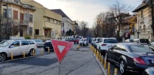 Aleea Alexandru din Bucuresti, in zona restaurantului Uptown