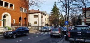 Aleea Alexandru din Bucuresti, in zona restaurantului Uptown