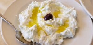 Amvrosia, restaurantul grecesc al doamnei Evanthia Zisi