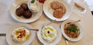 Amvrosia, restaurantul grecesc al doamnei Evanthia Zisi