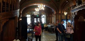 Caru cu Bere restaurant turistic 21