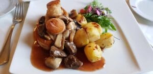 Casa Capsa restaurant si cofetarie 15