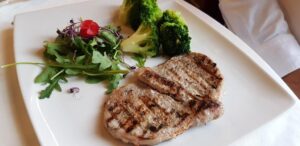 Casa Capsa restaurant si cofetarie 16