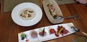 Casa di David restaurant international in Parcul Herastrau 01