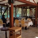 Chez Toni, restaurant libanez traditional in complexul Pescariu Sports and Spa