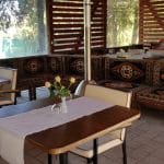 Chez Toni, restaurant libanez traditional in complexul Pescariu Sports and Spa