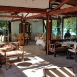 Chez Toni, restaurant libanez traditional in complexul Pescariu Sports and Spa