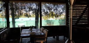 Chez Toni, restaurant libanez traditional in complexul Pescariu Sports and Spa