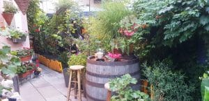 Die Deutsche Kneipe, mic si vechi restaurant german in Bucuresti