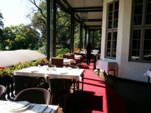 Diplomat, restaurant la Clubul Diplomatic in Parcul Herastrau din Bucuresti