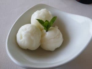 Diplomat, restaurant la Clubul Diplomatic in Parcul Herastrau din Bucuresti