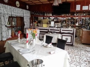 Doi Cocosi - salonul