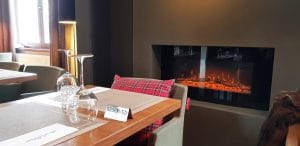 Exile, restaurantul lui Romica Oprea si al prietenilor lui de la Piata Dorobantilor