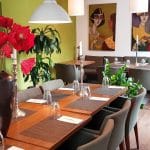 Exile, restaurantul lui Romica Oprea si al prietenilor lui de la Piata Dorobantilor