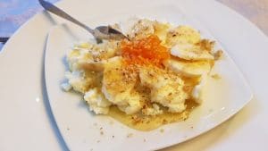 Four Seasons la Piata Dorobantilor, restaurant libanez elegant