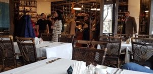 Hambar, restaurant cu bucatarie internationala in Bulevardul Aviatorilor