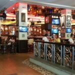 Restaurant pe malul lacului Herastrau