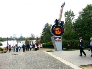 Parcul Herastrau la intrarea dinspre Bulevardul Kiseleff