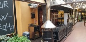 Journey Pub, restaurant si terasa cu specific ludic