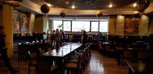 Journey Pub, restaurant si terasa cu specific ludic