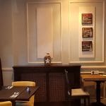 La Samuelle, restaurant cu specific multicuisine la Piata Charles de Gaulle