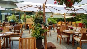 La Strada, terasa de vara a hotelului Athenee Palace Hilton din Bucuresti