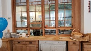 Lacrimi si Sfinti, restaurant cu bucatarie creativa romaneasca in Centrul Vechi