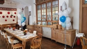 Lacrimi si Sfinti, restaurant cu bucatarie creativa romaneasca in Centrul Vechi