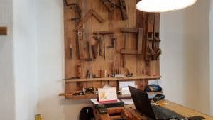 Lacrimi si Sfinti, restaurant cu bucatarie creativa romaneasca in Centrul Vechi