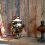 Lacrimi si Sfinti, restaurant cu bucatarie creativa romaneasca in Centrul Vechi