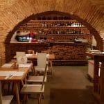 Lacrimi si Sfinti, restaurant cu bucatarie creativa romaneasca in Centrul Vechi