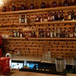 Lacrimi si Sfinti, restaurant cu bucatarie creativa romaneasca in Centrul Vechi