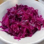 Lacrimi si Sfinti, restaurant cu bucatarie creativa romaneasca in Centrul Vechi