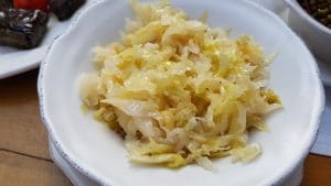 Lacrimi si Sfinti, restaurant cu bucatarie creativa romaneasca in Centrul Vechi