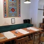 Lacrimi si Sfinti - restaurantul lui Mircea Dinescu in Centrul Vechi