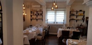 Mesogios Seafood, restaurant cu peste si fructe de mare in cartierul Primaverii