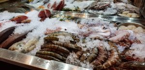 Mesogios Seafood, restaurant cu peste si fructe de mare in cartierul Primaverii