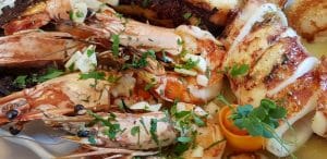 Mesogios, restaurant de peste si fructe de mare in Primaverii, langa lacul Bordei