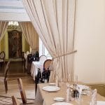 Noblesse, restaurant cu specific international pe strada Paris la Piata Quito