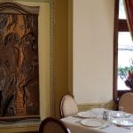 Noblesse, restaurant cu specific international pe strada Paris la Piata Quito