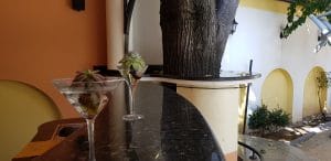 Noblesse, restaurant cu specific international pe strada Paris la Piata Quito