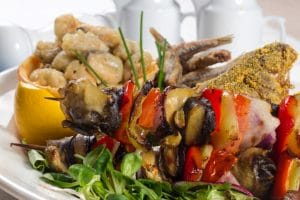 Platou Marea Neagra- hamsii, guvizi, midii, rapane, chiftele peste