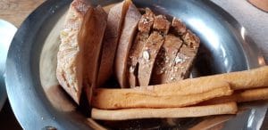 Poesia, restaurant cu bucatarie italiana fina la Piata Charles de Gaulle