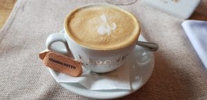 Poesia, restaurant cu bucatarie italiana fina la Piata Charles de Gaulle