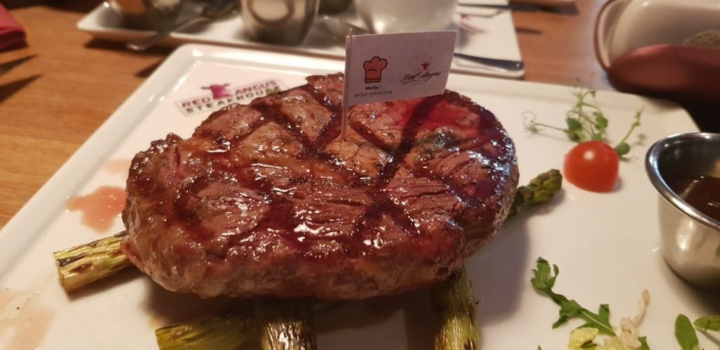 Red Angus, steakhouse in Centrul Vechi al Bucurestiului