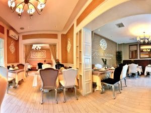 Restaurant Four Seasons - Piata Dorobantilor Bucuresti