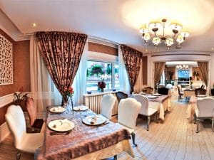 Restaurant Four Seasons - Piata Dorobantilor Bucuresti