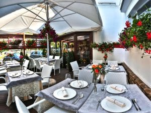 Restaurant Four Seasons - Piata Dorobantilor Bucuresti