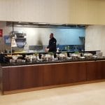 Restaurantul Robertos de la Athenee Palace Hilton cu a sa terasa La Strada